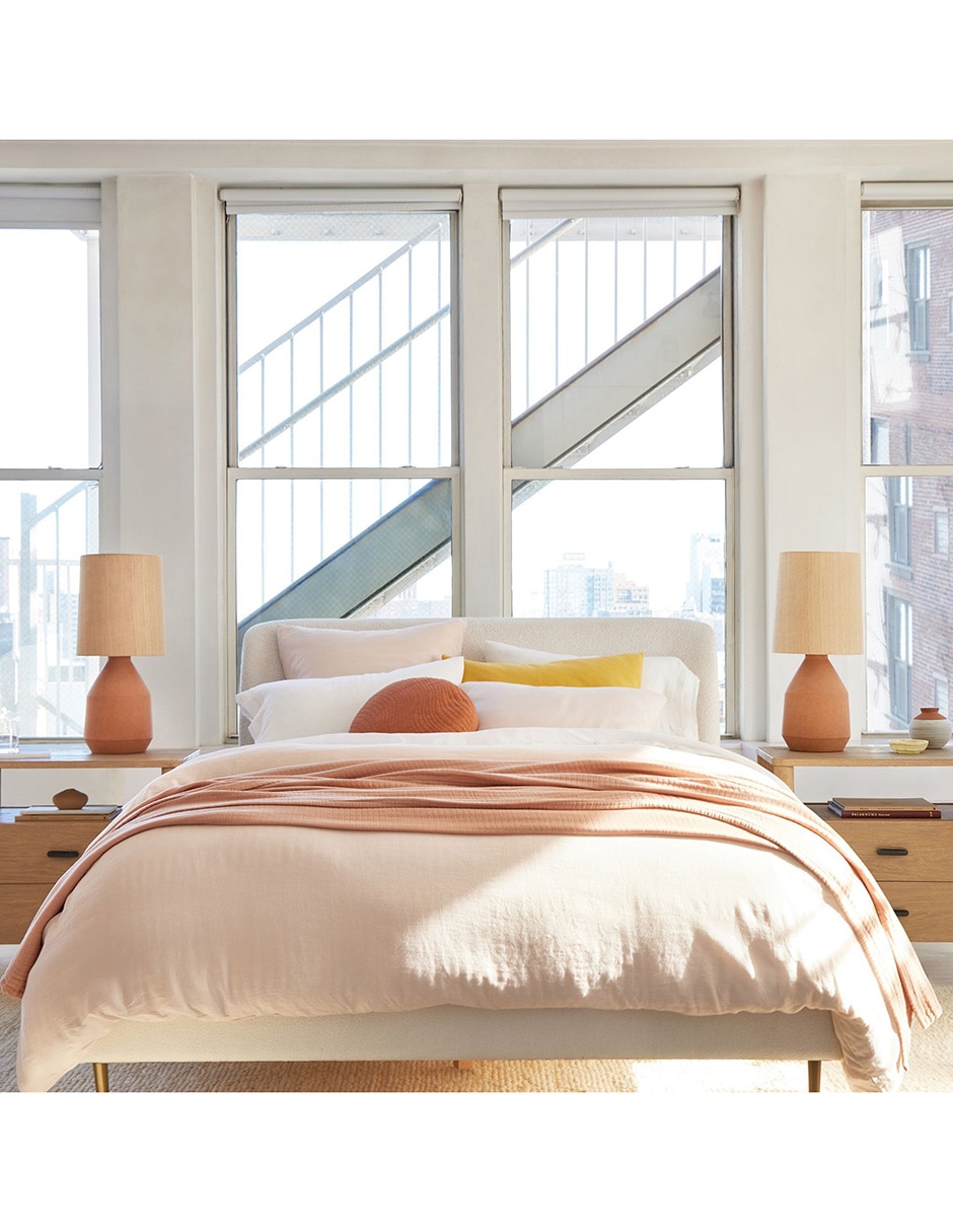 Cama lana upholstered de madera queen size