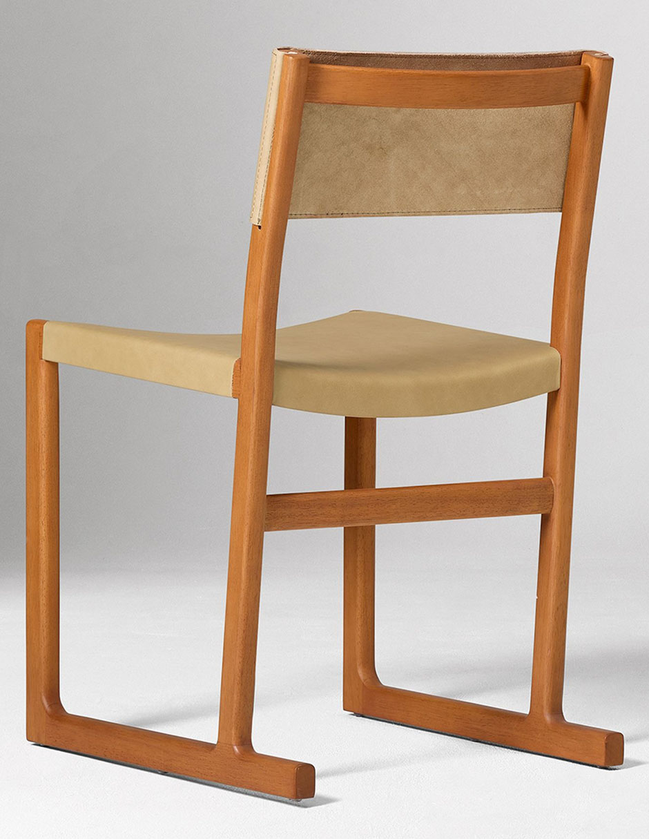 Silla Clyde de madera encino