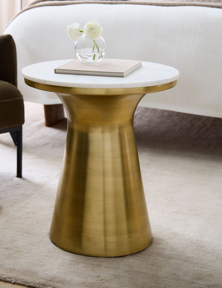 Mesa lateral marble topped de mármol Mesa lateral marble topped de mármol