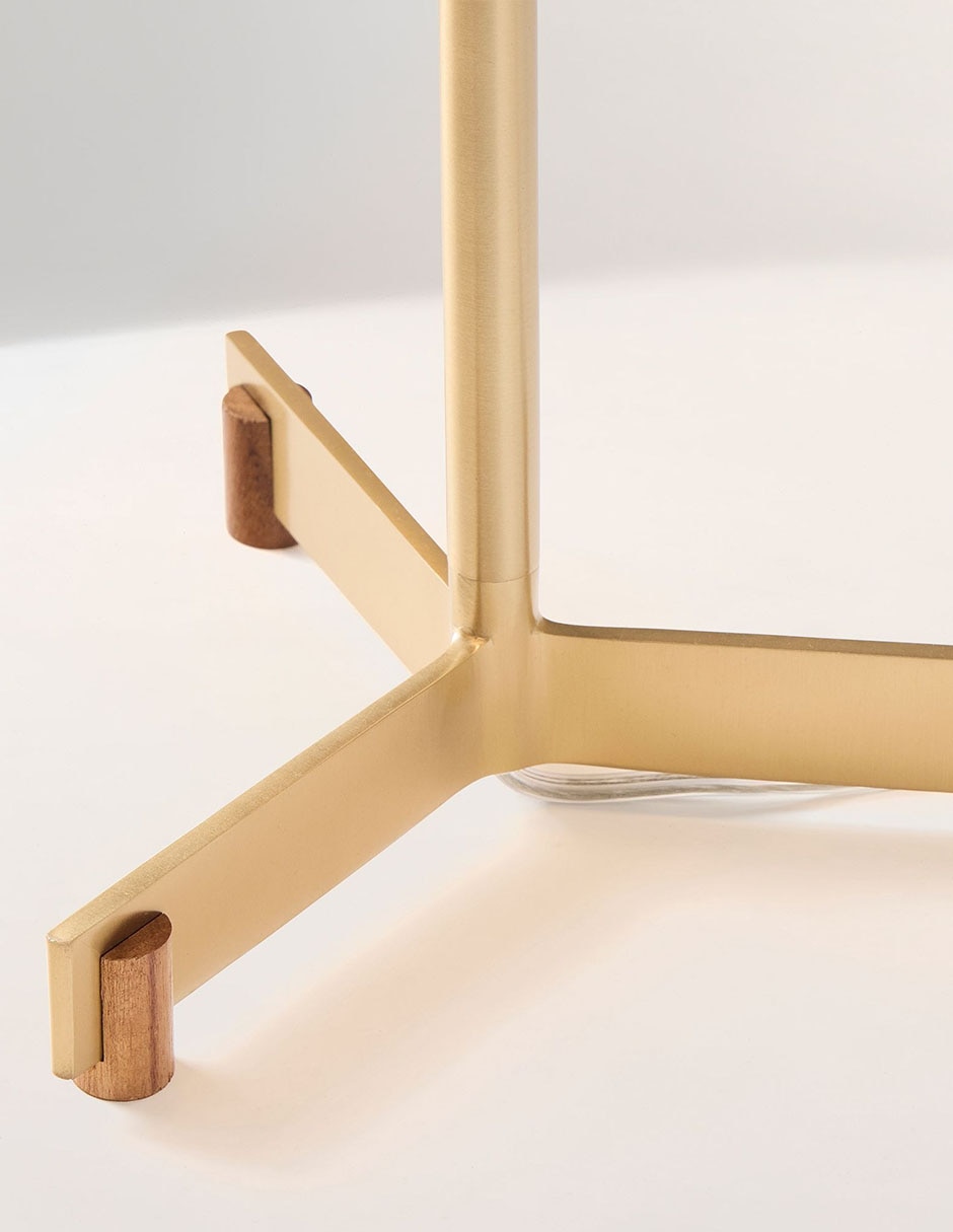 Lámpara de mesa LED 4