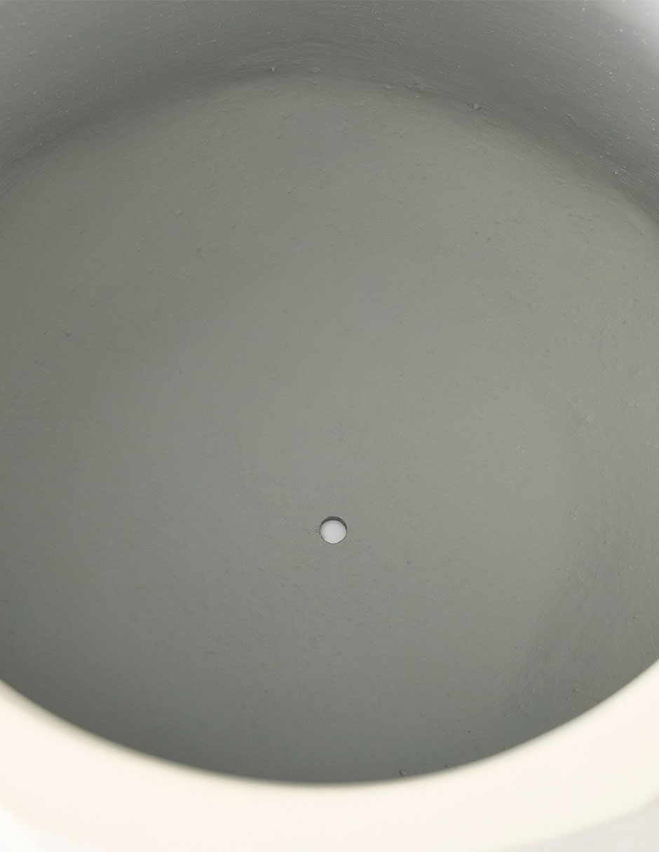 Maceta azina con sistema automático de riego 3