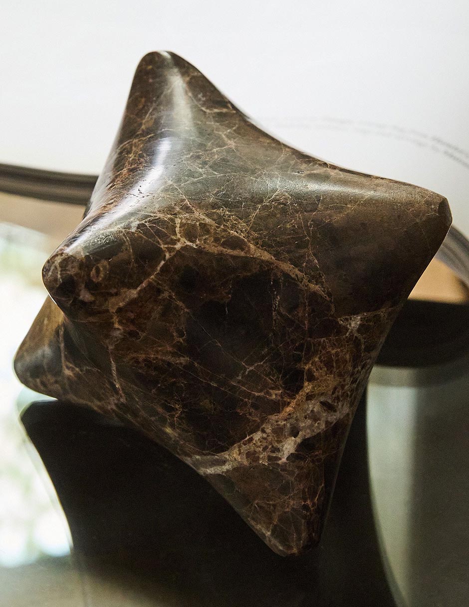 Figura decorativa Eda Exotic Stone de mármol
