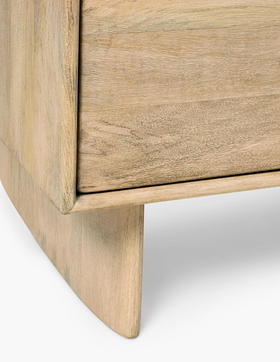 Cómoda Anton de madera