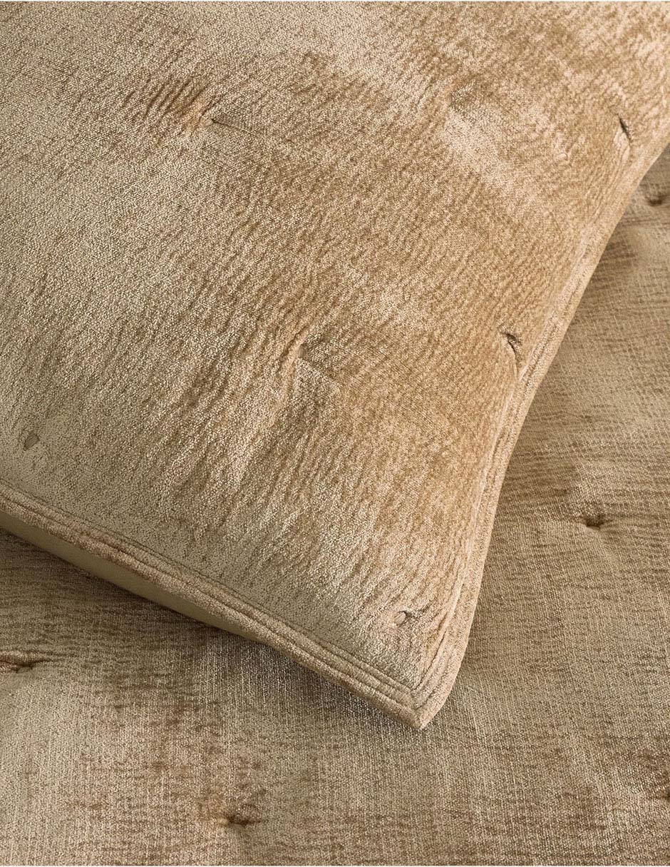 Colcha Chenille Tack Stitch