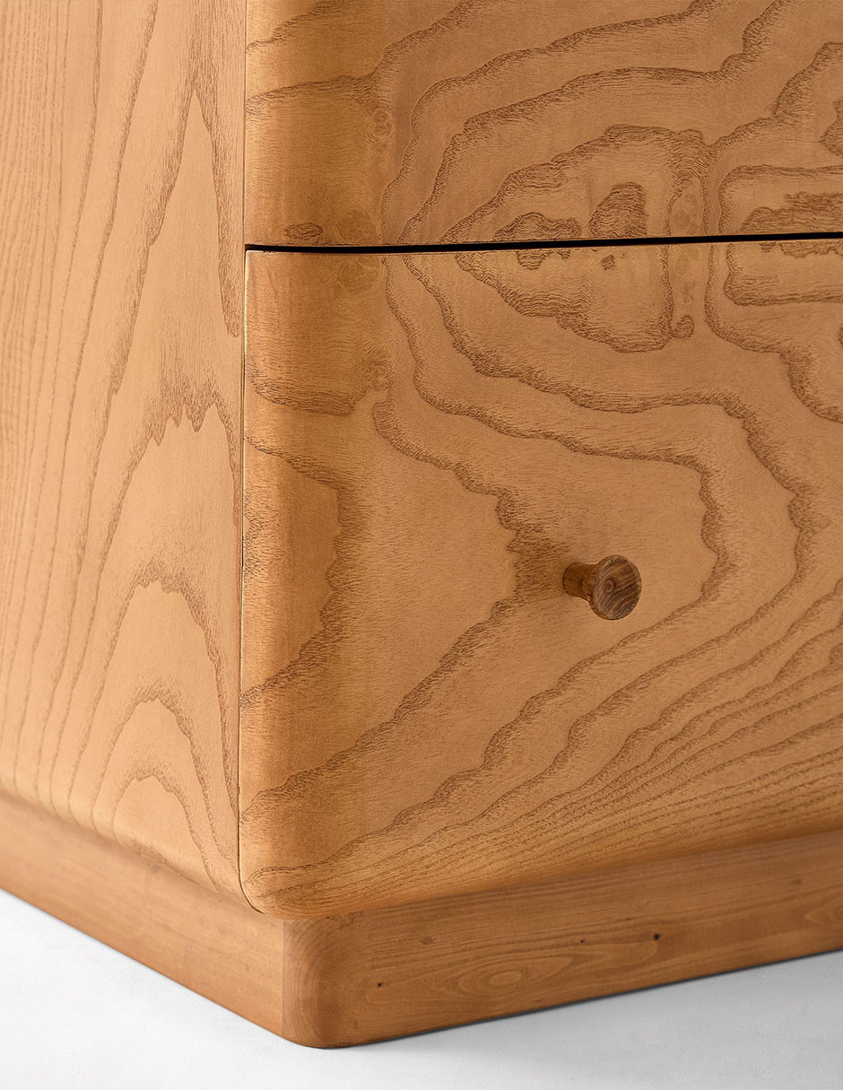 Cómoda Pierce & Ward de madera