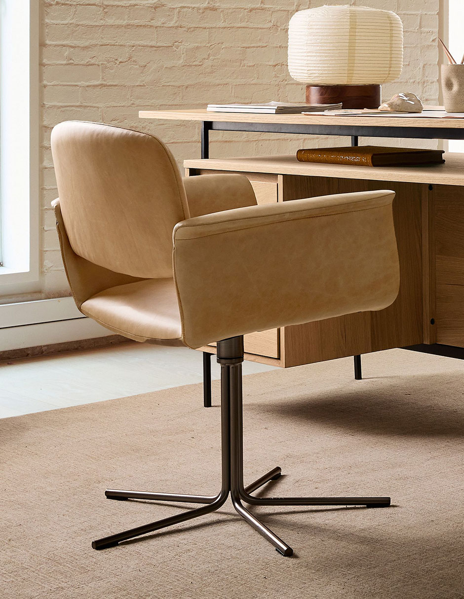 Silla con brazos Nelson de metal