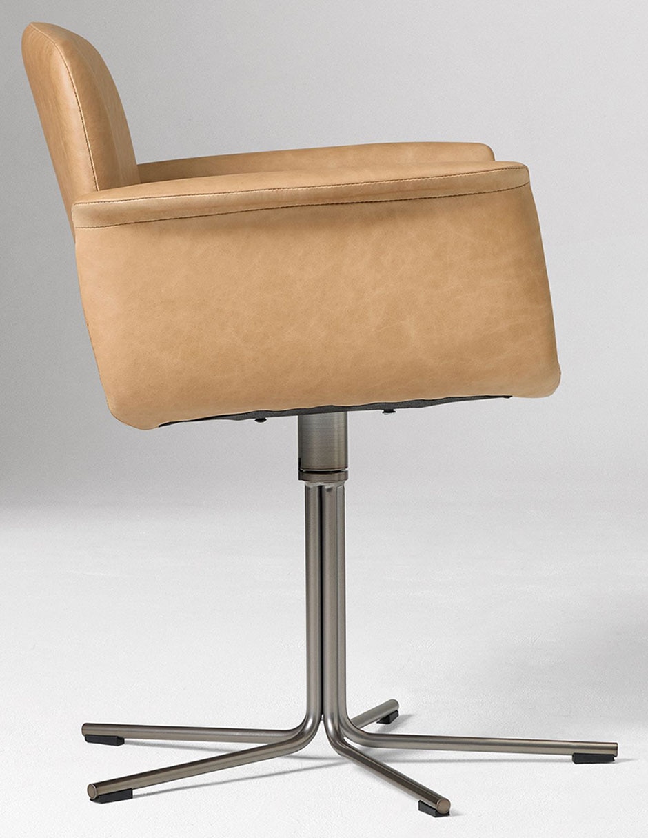 Silla con brazos Nelson de metal Silla con brazos Nelson de metal