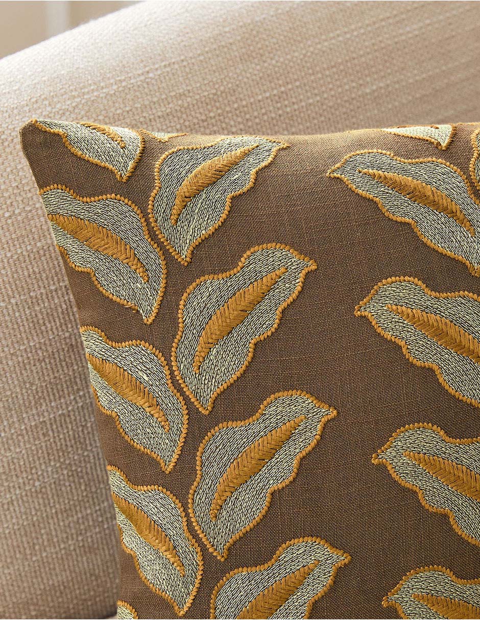 Funda cojín linear leaves 2