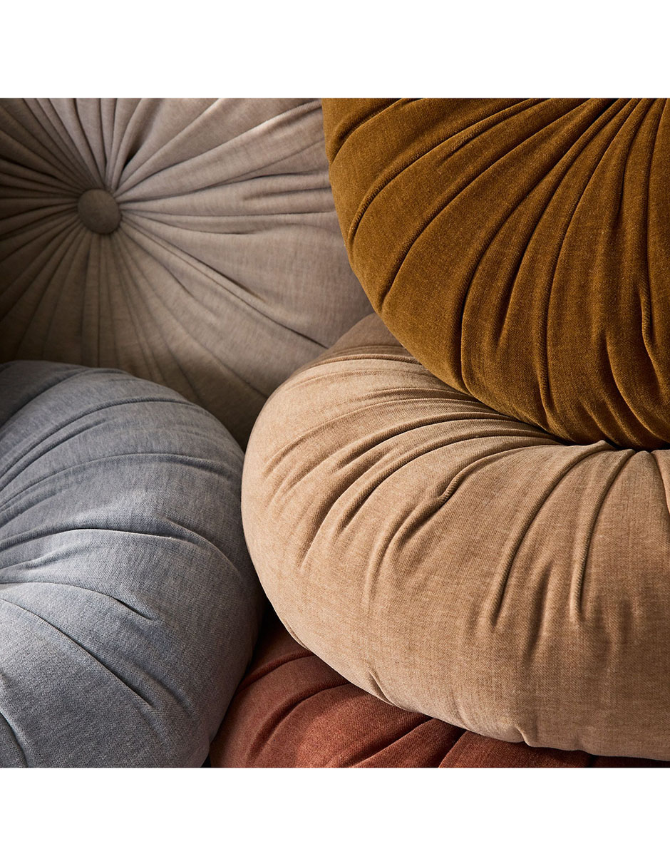 COJÍN CLASSIC VELVET 18 IN BEIGE COJÍN CLASSIC VELVET 18 IN BEIGE