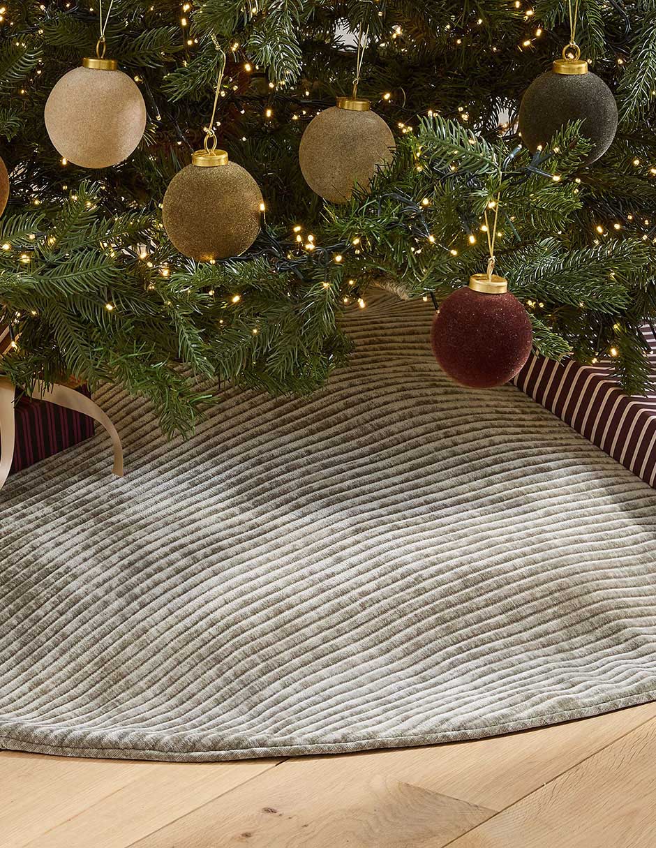 Pie de árbol Corded Bias Velvet 3