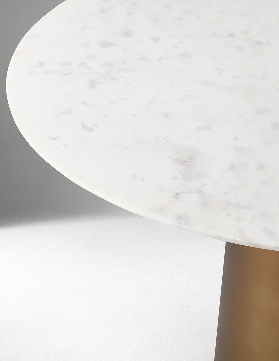 Mesa de comedor redonda Olina Marble