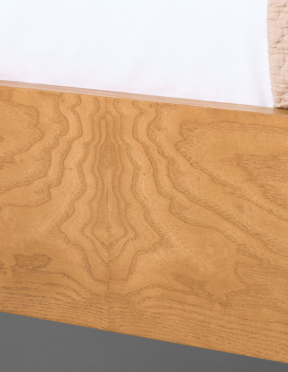 Cama Pierce & Ward de madera Queen Size 7
